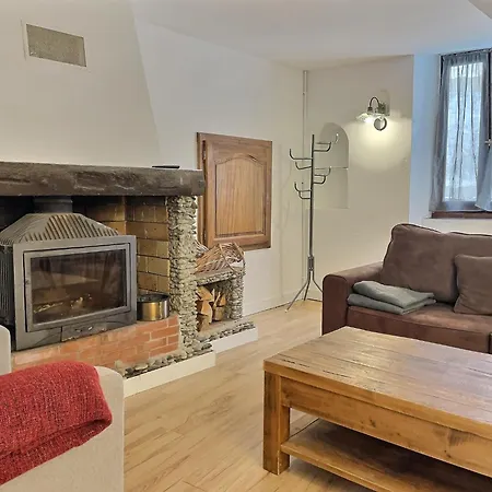 Διαμέρισμα 4000 Cepes