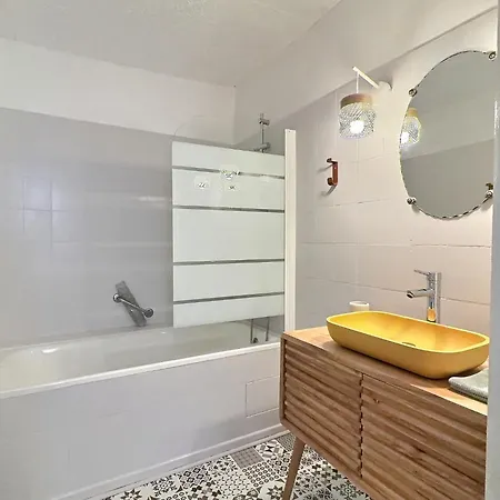 4000 Cepes Apartmán Valleraugue