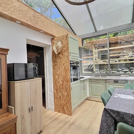4000 Cepes Apartmán Valleraugue